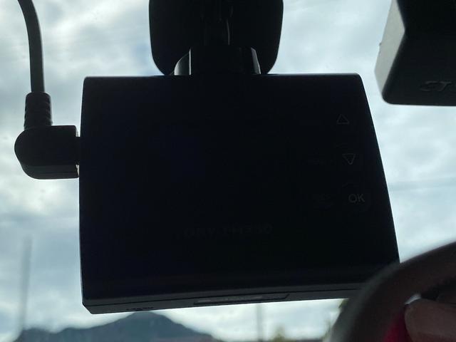 アルト L ABS 盗難防止システム アイドリングストップ ETC 禁煙車 D席シートヒーター(3枚目)