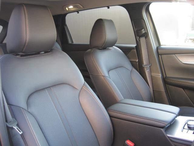 ＣＸ－８０ ＸＤ　Ｌパッケージ　衝突被害軽減システム　アダプティブクルーズコントロール　全周囲カメラ　オートマチックハイビーム　サンルーフ　３列シート　革シート　電動シート　シートヒーター　バックカメラ　オートライト　ＥＴＣ（13枚目）