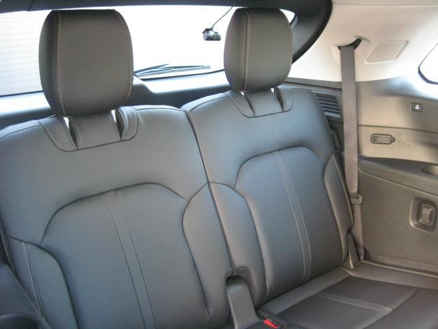 ＣＸ－８０ ＸＤ　Ｌパッケージ　衝突被害軽減システム　アダプティブクルーズコントロール　全周囲カメラ　オートマチックハイビーム　サンルーフ　３列シート　革シート　電動シート　シートヒーター　バックカメラ　オートライト　ＥＴＣ（15枚目）