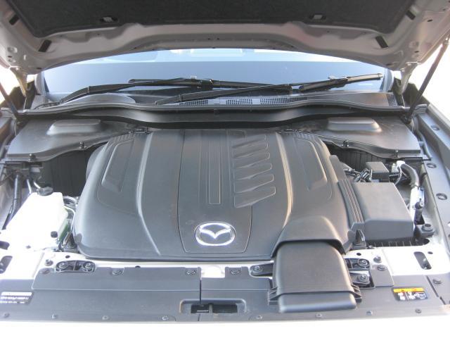 ＣＸ－８０ ＸＤ　Ｌパッケージ　衝突被害軽減システム　アダプティブクルーズコントロール　全周囲カメラ　オートマチックハイビーム　サンルーフ　３列シート　革シート　電動シート　シートヒーター　バックカメラ　オートライト　ＥＴＣ（20枚目）