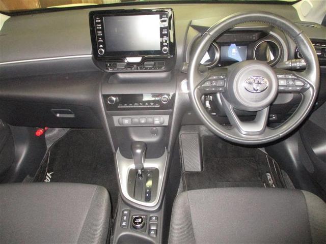 ヤリスクロス ハイブリッドＧ　ＴＣナビバックモニター　ＵＳＢ　Ｂｌｕｅｔｏｏｔｈ　ＥＴＣ　トヨタセーフティーセンス　ＩＣＳ　ＬＥＤヘッドライト　スマートキー（スペアキー付）　ドライブレコーダー　４ＷＤ　サイドバイザー　ＨＶ　ＡＢＳ（7枚目）