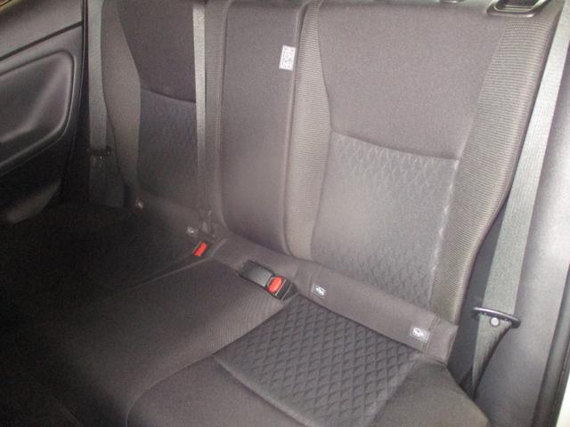 ヤリスクロス ハイブリッドＧ　ＴＣナビバックモニター　ＵＳＢ　Ｂｌｕｅｔｏｏｔｈ　ＥＴＣ　トヨタセーフティーセンス　ＩＣＳ　ＬＥＤヘッドライト　スマートキー（スペアキー付）　ドライブレコーダー　４ＷＤ　サイドバイザー　ＨＶ　ＡＢＳ（41枚目）