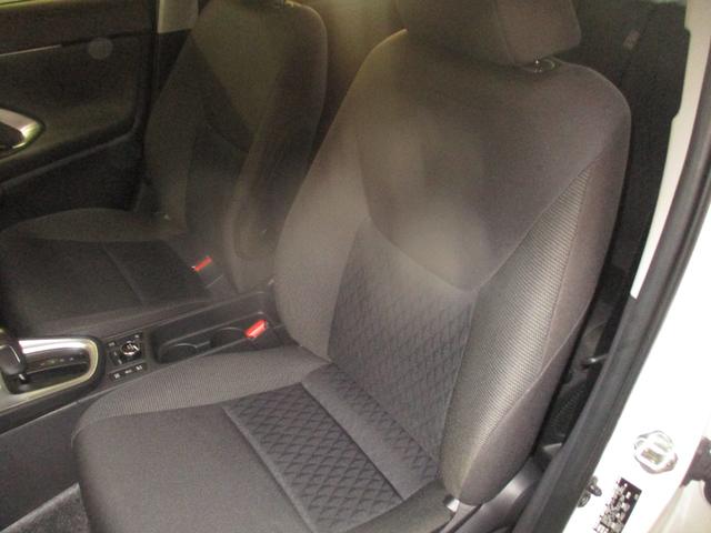 ヤリスクロス ハイブリッドＧ　ＴＣナビバックモニター　ＵＳＢ　Ｂｌｕｅｔｏｏｔｈ　ＥＴＣ　トヨタセーフティーセンス　ＩＣＳ　ＬＥＤヘッドライト　スマートキー（スペアキー付）　ドライブレコーダー　４ＷＤ　サイドバイザー　ＨＶ　ＡＢＳ（45枚目）