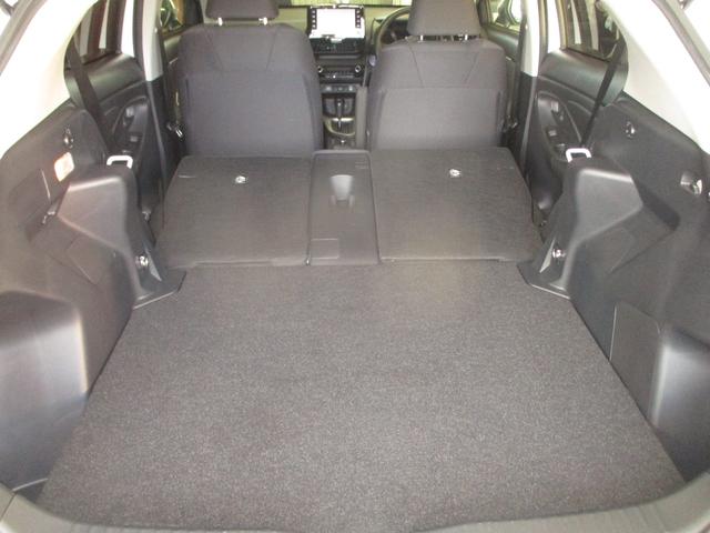 ヤリスクロス ハイブリッドＧ　ＴＣナビバックモニター　ＵＳＢ　Ｂｌｕｅｔｏｏｔｈ　ＥＴＣ　トヨタセーフティーセンス　ＩＣＳ　ＬＥＤヘッドライト　スマートキー（スペアキー付）　ドライブレコーダー　４ＷＤ　サイドバイザー　ＨＶ　ＡＢＳ（51枚目）