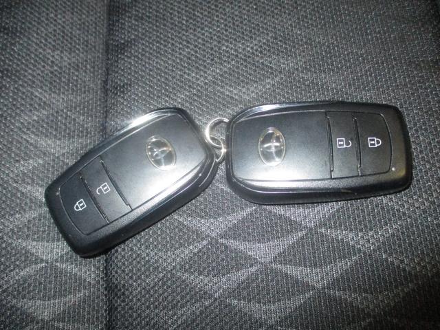 ヤリスクロス ハイブリッドＧ　ＴＣナビバックモニター　ＵＳＢ　Ｂｌｕｅｔｏｏｔｈ　ＥＴＣ　トヨタセーフティーセンス　ＩＣＳ　ＬＥＤヘッドライト　スマートキー（スペアキー付）　ドライブレコーダー　４ＷＤ　サイドバイザー　ＨＶ　ＡＢＳ（57枚目）