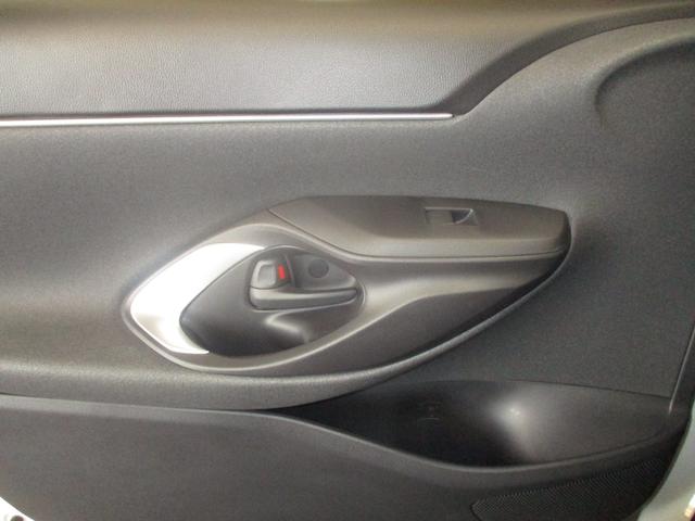 ヤリスクロス ハイブリッドＧ　ＴＣナビバックモニター　ＵＳＢ　Ｂｌｕｅｔｏｏｔｈ　ＥＴＣ　トヨタセーフティーセンス　ＩＣＳ　ＬＥＤヘッドライト　スマートキー（スペアキー付）　ドライブレコーダー　４ＷＤ　サイドバイザー　ＨＶ　ＡＢＳ（59枚目）