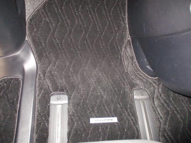 ヴェルファイア ２．５Ｚ　Ａエディション　ＥＴＣ　バックカメラ　ナビ　ＴＶ　クリアランスソナー　オートクルーズコントロール　両側電動スライドドア　オートライト　ＬＥＤヘッドランプ　スマートキー　電動格納ミラー　後席モニター　３列シート（56枚目）