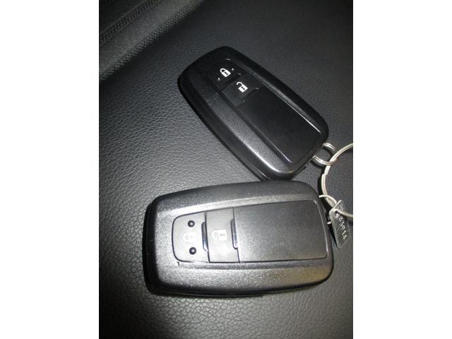 カローラツーリング ダブルバイビー フルセグTV付きディスプレイオーディオバックモニター USB Bluetooth ETC トヨタセーフティーセンス ICS スマートキー(スペアキー付) フルエアロ ドライブレコーダー サイドバイザー(25枚目)