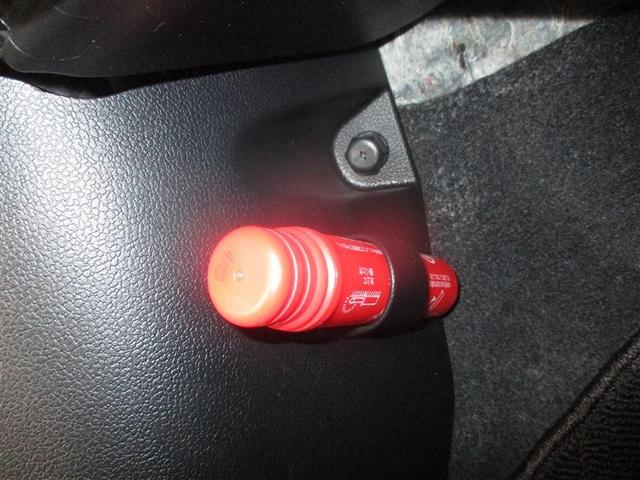 プリウス ＳセーフティプラスＩＩ　フルセグＴＶ付きＳＤナビバックモニター　ＣＤＤＶＤ再生　Ｂｌｕｅｔｏｏｔｈ　ＥＴＣ　トヨタセーフティーセンス　ＩＣＳ　スマートキー（スペアキー付）　ドライブレコーダー　ＬＥＤヘッドライト　バイザー（35枚目）