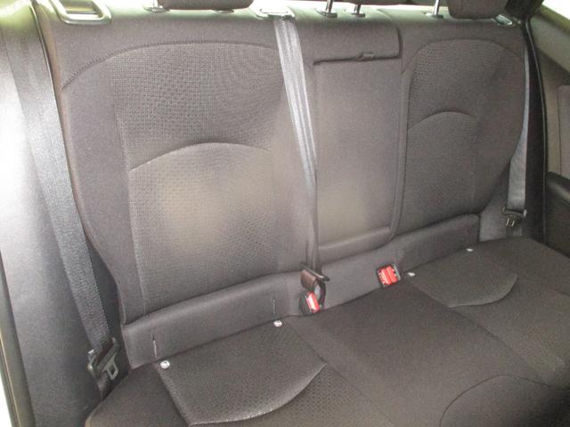 プリウス ＳセーフティプラスＩＩ　フルセグＴＶ付きＳＤナビバックモニター　ＣＤＤＶＤ再生　Ｂｌｕｅｔｏｏｔｈ　ＥＴＣ　トヨタセーフティーセンス　ＩＣＳ　スマートキー（スペアキー付）　ドライブレコーダー　ＬＥＤヘッドライト　バイザー（41枚目）