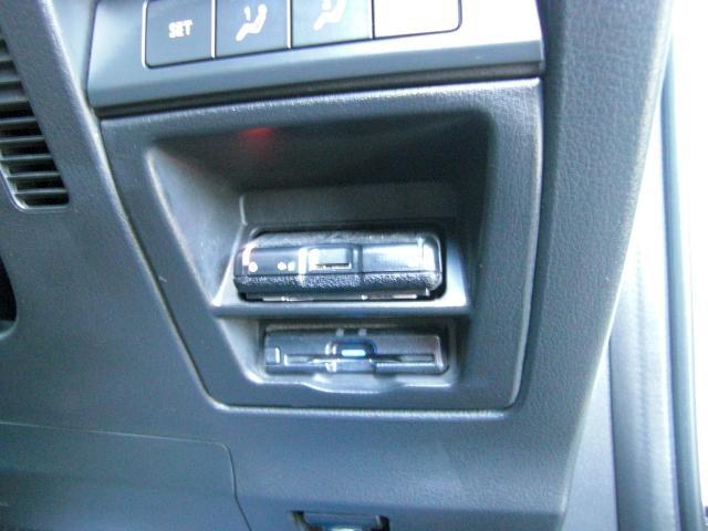 ＣＸ－３０ ２０Ｓ　ブラックトーンエディション　衝突被害軽減システム　アダプティブクルーズコントロール　全周囲カメラ　電動シート　シートヒーター　バックカメラ　オートライト　ＬＥＤヘッドランプ　ＥＴＣ　Ｂｌｕｅｔｏｏｔｈ　電動リアゲート（13枚目）