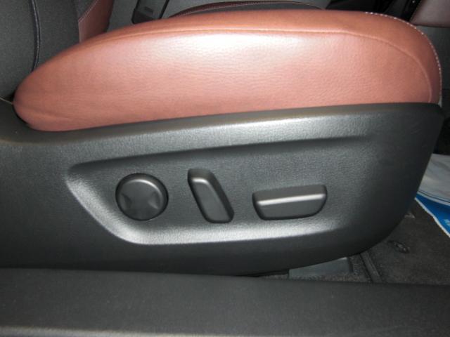 MX-30 インダストリアルクラシック 衝突被害軽減システム アダプティブクルーズコントロール 全周囲カメラ 電動シート シートヒーター バックカメラ オートライト LEDヘッドランプ ETC Bluetooth ワンオーナー(16枚目)