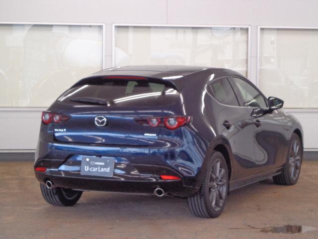 MAZDA3ファストバック XD ツーリング 衝突被害軽減システム アダプティブクルーズコントロール 全周囲カメラ オートマチックハイビーム シートヒーター バックカメラ オートライト LEDヘッドランプ Bluetooth ディーゼル(19枚目)