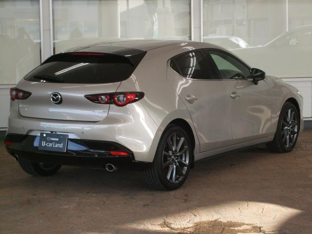 MAZDA3ファストバック XD ツーリング 衝突被害軽減システム アダプティブクルーズコントロール 全周囲カメラ オートマチックハイビーム 4WD 電動シート シートヒーター バックカメラ オートライト LEDヘッドランプ ETC ディーゼル(2枚目)