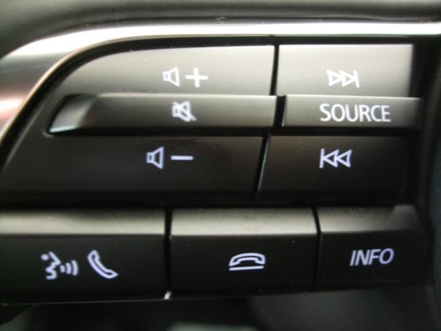 MAZDA3ファストバック XD ツーリング 衝突被害軽減システム アダプティブクルーズコントロール 全周囲カメラ オートマチックハイビーム 4WD 電動シート シートヒーター バックカメラ オートライト LEDヘッドランプ ETC ディーゼル(8枚目)