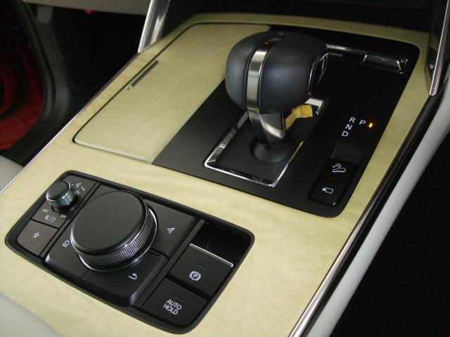 CX-80 XD-ハイブリッド プレミアムモダン 衝突被害軽減システム アダプティブクルーズコントロール 全周囲カメラ オートマチックハイビーム サンルーフ 4WD 革シート 電動シート シートヒーター バックカメラ オートライト LEDヘッドランプ(12枚目)