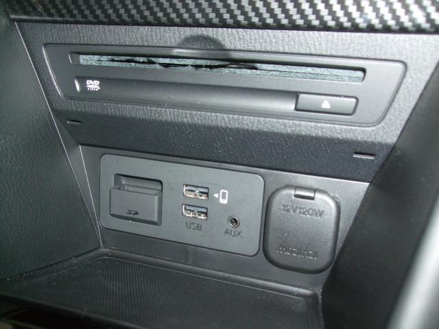 �b�c�^�c�u�c�̂ق��A�t�r�a�ڑ��|�[�g�ɂ`�t�w�[�q�𑕔����Ă��܂��B�X�}�[�g�t�H����~���[�W�b�N�v���[���[�Ȃǂ̐ڑ��ɍœK�ł��B�������u���[�g�D�[�X�ڑ��ɂ��Ή����Ă��܂��I