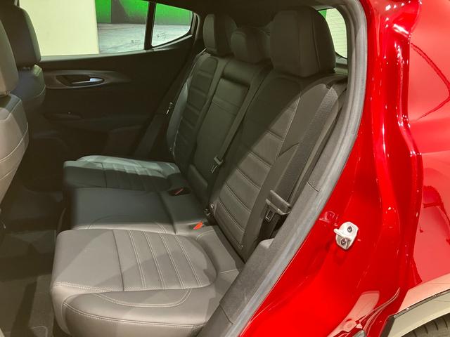 �V�[�g�͂U�F�S�̕����ł�