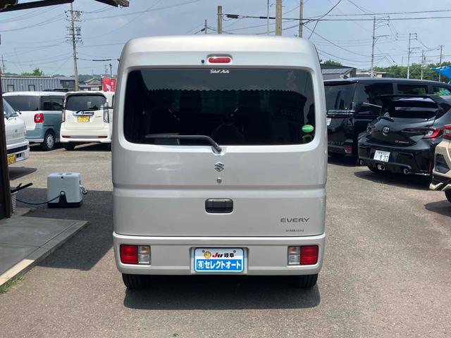 エブリイ ジョインターボ　ワンオーナー　４ＷＤ　ＥＴＣ　両側スライドドア　ナビ　ＴＶ　キーレスエントリー　電動格納ミラー　ＡＴ　盗難防止システム　ＡＢＳ　ＵＳＢ　アルミホイール　衝突安全ボディ　エアコン　パワーステアリング（6枚目）