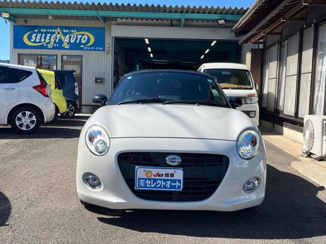 コペン セロ　車高調　ＥＴＣ　バックカメラ　ナビ　ＴＶ　ＬＥＤヘッドランプ　スマートキー　電動格納ミラー　シートヒーター　ＭＴ　盗難防止システム　ＥＳＣ　アルミホイール　衝突安全ボディ　エアコン　パワーステアリング（13枚目）