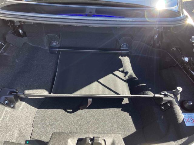 コペン セロ　車高調　ＥＴＣ　バックカメラ　ナビ　ＴＶ　ＬＥＤヘッドランプ　スマートキー　電動格納ミラー　シートヒーター　ＭＴ　盗難防止システム　ＥＳＣ　アルミホイール　衝突安全ボディ　エアコン　パワーステアリング（21枚目）