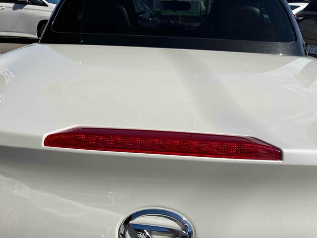 コペン セロ　車高調　ＥＴＣ　バックカメラ　ナビ　ＴＶ　ＬＥＤヘッドランプ　スマートキー　電動格納ミラー　シートヒーター　ＭＴ　盗難防止システム　ＥＳＣ　アルミホイール　衝突安全ボディ　エアコン　パワーステアリング（35枚目）