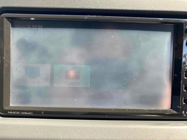 コペン セロ　車高調　ＥＴＣ　バックカメラ　ナビ　ＴＶ　ＬＥＤヘッドランプ　スマートキー　電動格納ミラー　シートヒーター　ＭＴ　盗難防止システム　ＥＳＣ　アルミホイール　衝突安全ボディ　エアコン　パワーステアリング（41枚目）