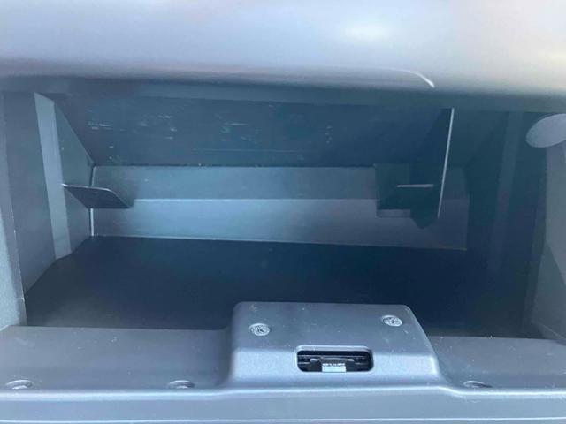 コペン セロ　車高調　ＥＴＣ　バックカメラ　ナビ　ＴＶ　ＬＥＤヘッドランプ　スマートキー　電動格納ミラー　シートヒーター　ＭＴ　盗難防止システム　ＥＳＣ　アルミホイール　衝突安全ボディ　エアコン　パワーステアリング（59枚目）