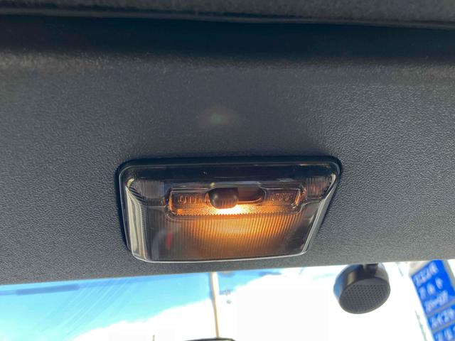 コペン セロ　車高調　ＥＴＣ　バックカメラ　ナビ　ＴＶ　ＬＥＤヘッドランプ　スマートキー　電動格納ミラー　シートヒーター　ＭＴ　盗難防止システム　ＥＳＣ　アルミホイール　衝突安全ボディ　エアコン　パワーステアリング（61枚目）