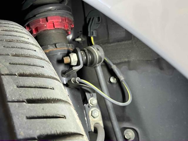 コペン セロ　車高調　ＥＴＣ　バックカメラ　ナビ　ＴＶ　ＬＥＤヘッドランプ　スマートキー　電動格納ミラー　シートヒーター　ＭＴ　盗難防止システム　ＥＳＣ　アルミホイール　衝突安全ボディ　エアコン　パワーステアリング（62枚目）