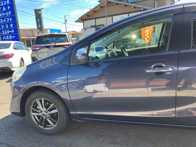 アクア S ETC ナビ アルミホイール オートライト スマートキー 電動格納ミラー CVT 衝突安全ボディ ABS ESC Bluetooth エアコン パワーステアリング パワーウィンドウ 運転席エアバッグ(24枚目)