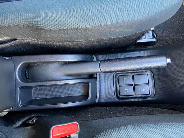 アクア S ETC ナビ アルミホイール オートライト スマートキー 電動格納ミラー CVT 衝突安全ボディ ABS ESC Bluetooth エアコン パワーステアリング パワーウィンドウ 運転席エアバッグ(36枚目)