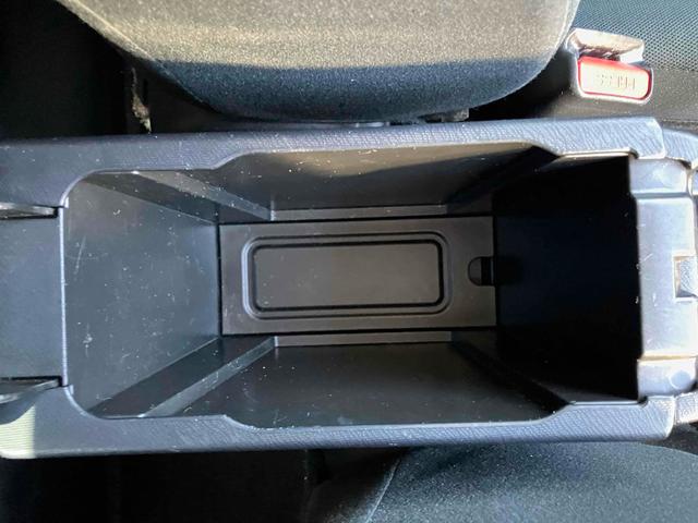 アクア S ETC ナビ アルミホイール オートライト スマートキー 電動格納ミラー CVT 衝突安全ボディ ABS ESC Bluetooth エアコン パワーステアリング パワーウィンドウ 運転席エアバッグ(43枚目)