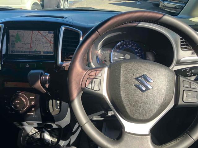 ソリオ ブラック&ホワイトII-DJE ドライブレコーダー ETC バックカメラ ナビ TV オートクルーズコントロール 衝突被害軽減システム 両側スライド・片側電動 HID スマートキー アイドリングストップ 電動格納ミラー(2枚目)