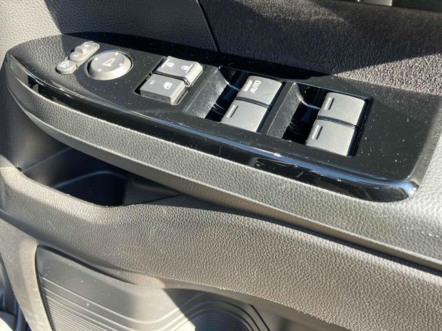 N-BOXカスタム G・Lホンダセンシング ETC バックカメラ 両側スライド・片側電動 ナビ オートクルーズコントロール レーンアシスト 衝突被害軽減システム オートライト LEDヘッドランプ スマートキー アイドリングストップ(11枚目)