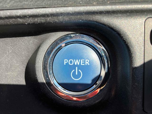 アクア Ｓ　スマートエントリーパッケージ　ＥＴＣ　バックカメラ　ナビ　ＴＶ　レーンアシスト　衝突被害軽減システム　オートマチックハイビーム　オートライト　スマートキー　電動格納ミラー　衝突安全ボディ　ＡＢＳ（8枚目）