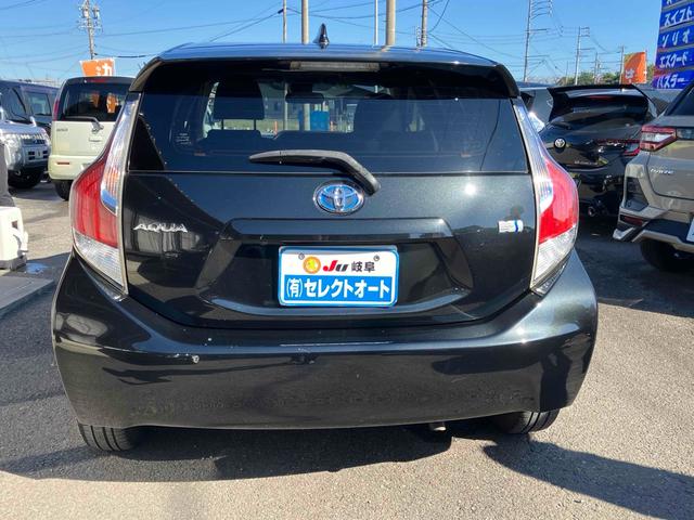 アクア Ｓ　スマートエントリーパッケージ　ＥＴＣ　バックカメラ　ナビ　ＴＶ　レーンアシスト　衝突被害軽減システム　オートマチックハイビーム　オートライト　スマートキー　電動格納ミラー　衝突安全ボディ　ＡＢＳ（15枚目）