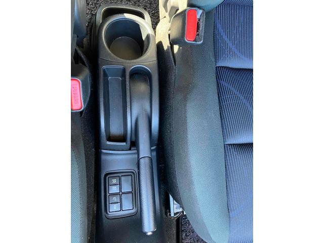 アクア Ｓ　スマートエントリーパッケージ　ＥＴＣ　バックカメラ　ナビ　ＴＶ　レーンアシスト　衝突被害軽減システム　オートマチックハイビーム　オートライト　スマートキー　電動格納ミラー　衝突安全ボディ　ＡＢＳ（40枚目）