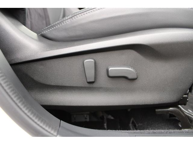 フォレスター スポーツ　後期型　サンルーフ　電動リヤゲート　ＳＴＩマフラー　キーレスアクセス＆プッシュスタート・電動シート・ＬＥＤヘッドライト＆フォグライト・フロント＆サイドカメラ・後側方警戒支援システム・リヤコーナーセンサー・シート＆ステアリングヒーター（26枚目）