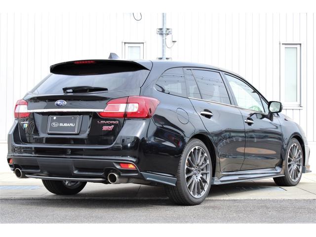 キーレスアクセス＆プッシュスタート・ＬＥＤヘッドライト・フォグライト・本革巻ステアリングヒルスタートアシスト・オートエアコンなど装備、この車は少し離れた場所に保管しています、ご来店の際はご一報ください