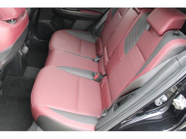 左後シートの写真です