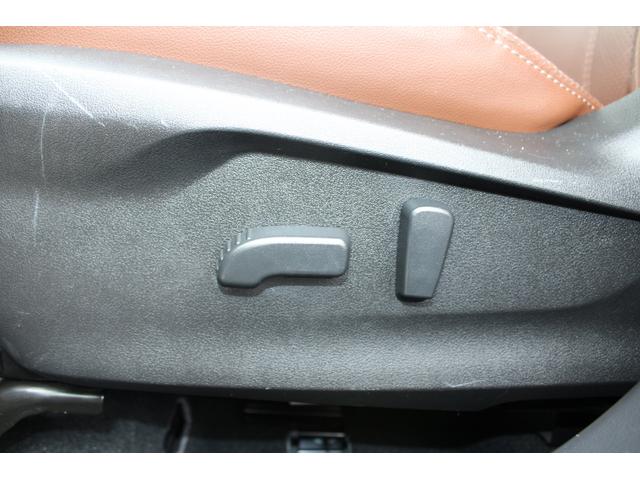 フォレスター アドバイス　ブラウン革内装　フロントカメラ　電動リヤゲート　電動シート・キーレスアクセス＆プッシュスタート・ＬＥＤヘッド＆フォグライト・サイドカメラ・シート＆ステアリングヒーター・リヤコーナーセンサー・後側方警戒支援システム＆アダプティブドライビングビーム（31枚目）