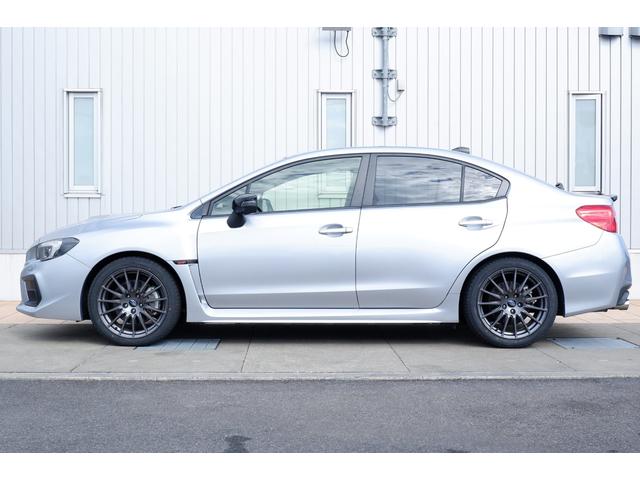 ＷＲＸ Ｓ４ ＳＴＩスポーツ　ＲＥＣＡＲＯシート　タイヤ新品　８インチナビ　ビルシュタイン製サス・本革＆アルカンターラシート・キーレスアクセス＆プッシュスタート・ＬＥＤヘッドライト・電動シート・シートヒーター・フロント＆サイドカメラ・後側方警戒支援・リヤコーナーセンサー（3枚目）