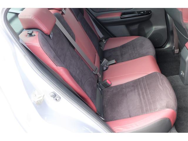 ＷＲＸ Ｓ４ ＳＴＩスポーツ　ＲＥＣＡＲＯシート　タイヤ新品　８インチナビ　ビルシュタイン製サス・本革＆アルカンターラシート・キーレスアクセス＆プッシュスタート・ＬＥＤヘッドライト・電動シート・シートヒーター・フロント＆サイドカメラ・後側方警戒支援・リヤコーナーセンサー（14枚目）