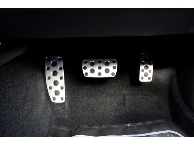 ＷＲＸ Ｓ４ ＳＴＩスポーツ　ＲＥＣＡＲＯシート　タイヤ新品　８インチナビ　ビルシュタイン製サス・本革＆アルカンターラシート・キーレスアクセス＆プッシュスタート・ＬＥＤヘッドライト・電動シート・シートヒーター・フロント＆サイドカメラ・後側方警戒支援・リヤコーナーセンサー（40枚目）