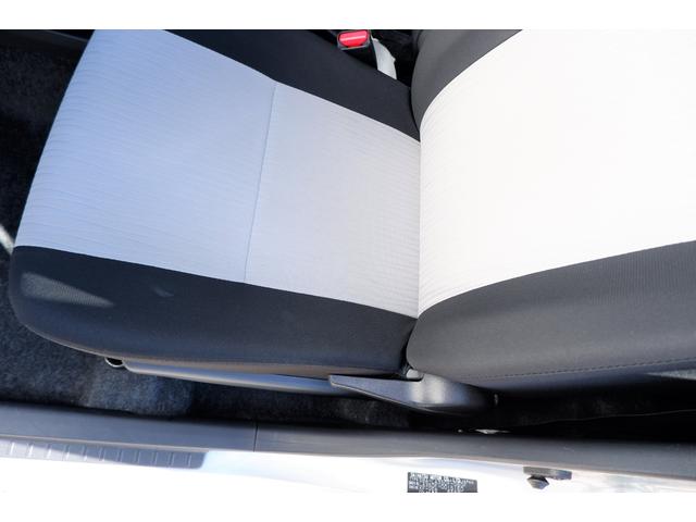 プレオプラス Ｌ　スマートアシスト　ＬＥＤヘッドライト　電動格納ドアミラー　スマートシストＩＩＩ・ＣＤ＆ラジオオーディオ・キーレスエントリー・前後コーナーセンサー・マニュアルエアコン・フルホイールキャップ・カラードドアハンドル・コンビニフック（15枚目）