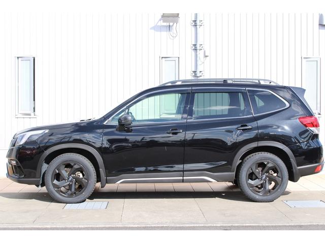 フォレスター スポーツ　タイヤ新品　電動リヤゲート　元社用車　キーレスアクセス＆プッシュスタート・電動シート・ＬＥＤヘッドライト＆フォグライト・フロント＆サイドカメラ・後側方警戒支援システム・リヤコーナーセンサー・シート＆ステアリングヒーター（3枚目）