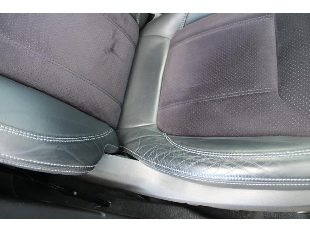 フォレスター スポーツ　タイヤ新品　電動リヤゲート　元社用車　キーレスアクセス＆プッシュスタート・電動シート・ＬＥＤヘッドライト＆フォグライト・フロント＆サイドカメラ・後側方警戒支援システム・リヤコーナーセンサー・シート＆ステアリングヒーター（12枚目）