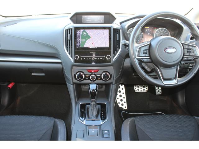 インプレッサスポーツ 2.0i-S 8インチナビ&バックカメラ ETC2.0 キーレスアクセス&プッシュスタート・LEDヘッドライト(ステアリング連動機能付)・フォグライト・電動シート・本革巻きステアリング・後側方警戒支援システム・歩行者保護エアバック・18インチアルミホイール(8枚目)
