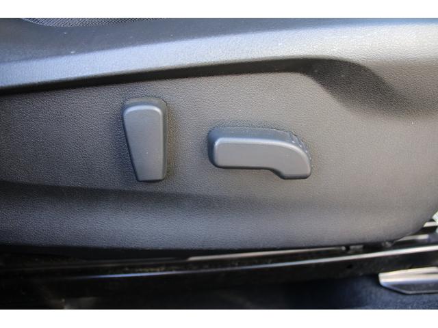 インプレッサスポーツ 2.0i-S 8インチナビ&バックカメラ ETC2.0 キーレスアクセス&プッシュスタート・LEDヘッドライト(ステアリング連動機能付)・フォグライト・電動シート・本革巻きステアリング・後側方警戒支援システム・歩行者保護エアバック・18インチアルミホイール(32枚目)